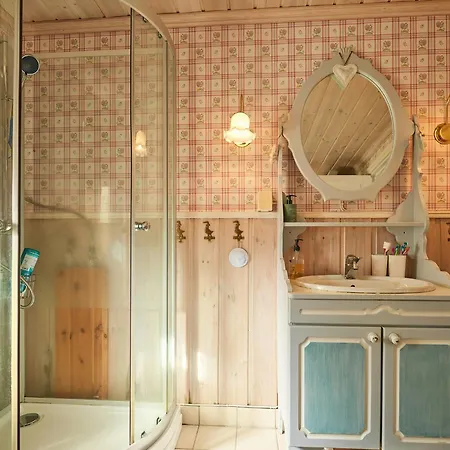 Beachfront Gem With Outdoor Kitchen In Hvaler